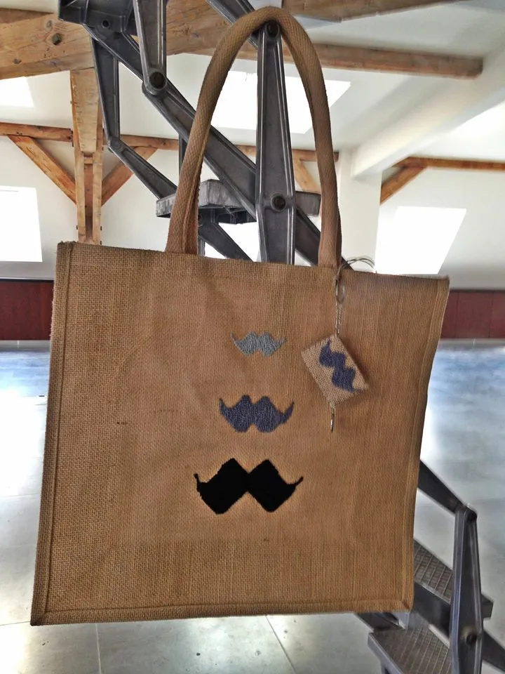 JUTE TOTE BAG MOUSTACHE