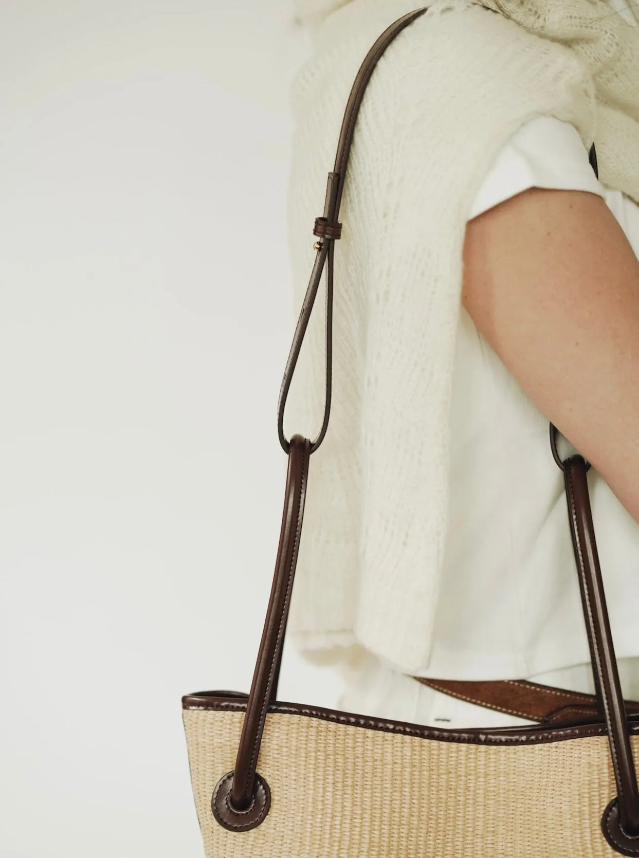 Leather-trimmed Raffia Bucket Bag(Final Sale)